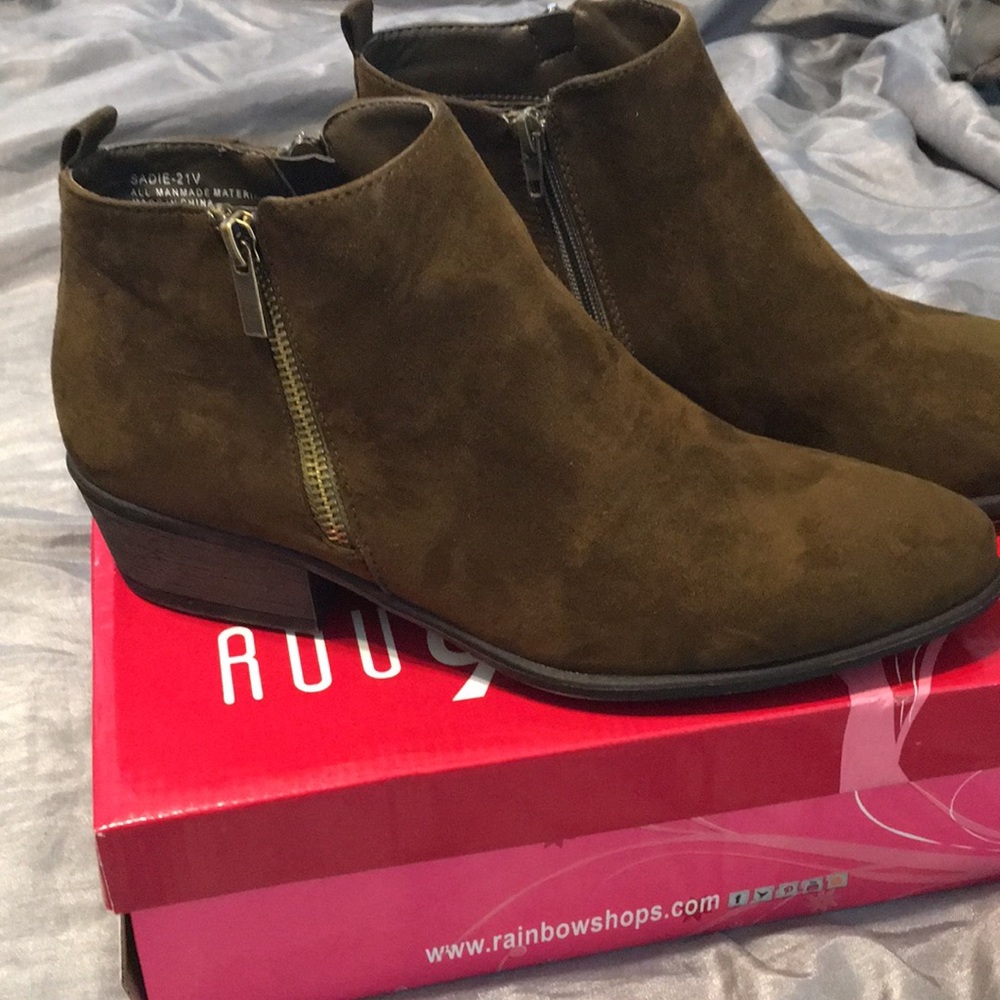 Booties - Picture 2 of 4